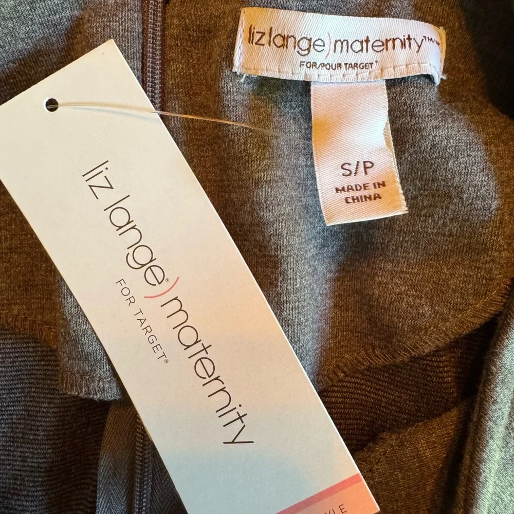 Liz Lange Charcoal Short Sleeve Maternity Dress NWT - Picture 6 of 6